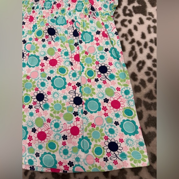 NWOT Jumping Beans Short Sleeve Floral Smocked Top in White Blue Size 4 Girls - Picture 4 of 17